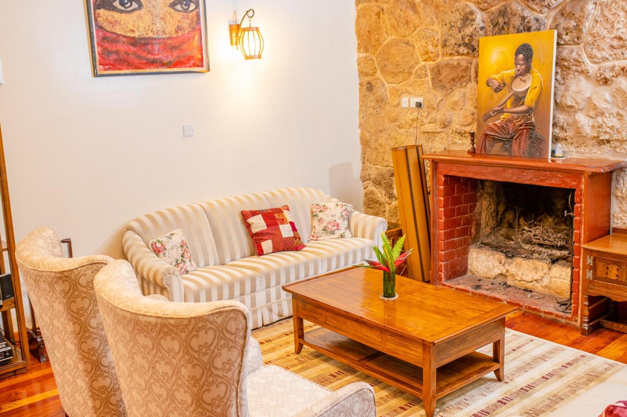 Zereniti House Hotel Muyaka Kültér fotó